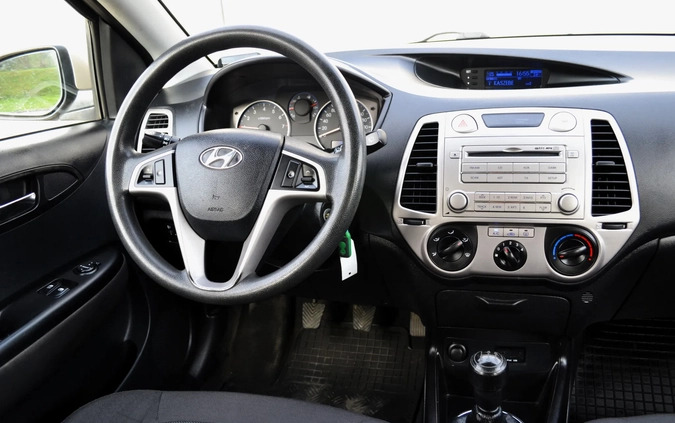 Hyundai i20 cena 14999 przebieg: 150000, rok produkcji 2010 z Gdańsk małe 781